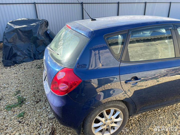 Задняя часть Kia Ceed 1