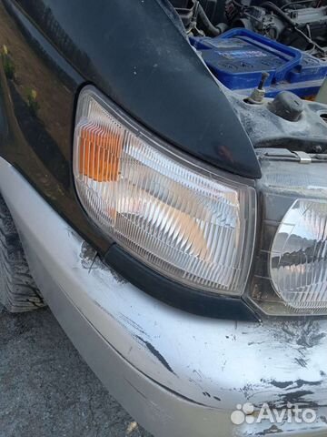 Указатель поворота правый Mitsubishi RVR Z N11W