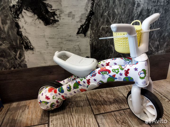 Беговел Chillafish bunzi 2в1