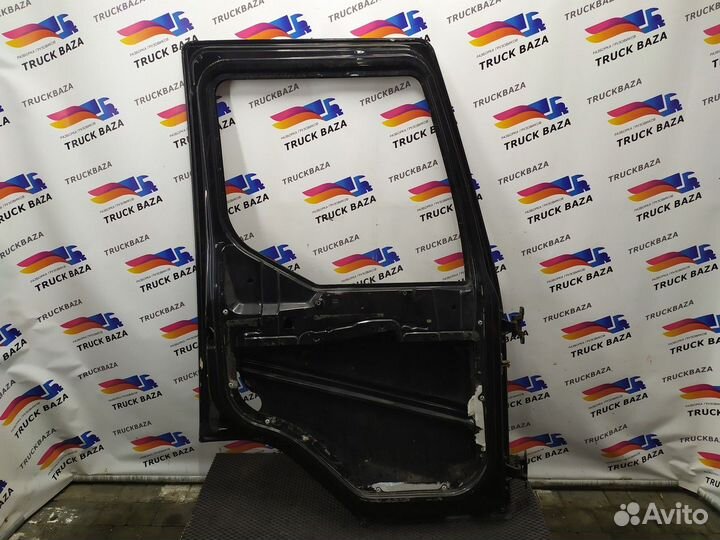 5600464823 Каркас двери левой