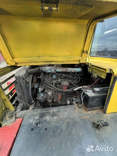 Вилочный погрузчик ЛЬВОВСКИЙ ПОГРУЗЧИК (ЛЕВ) 41030 D h3.3, 2000