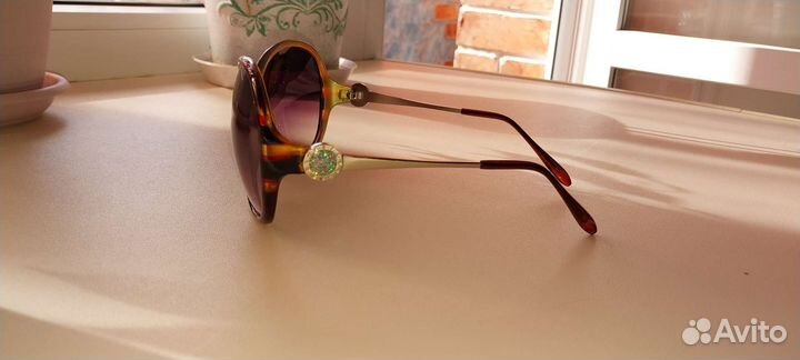 Солнцезащитные очки