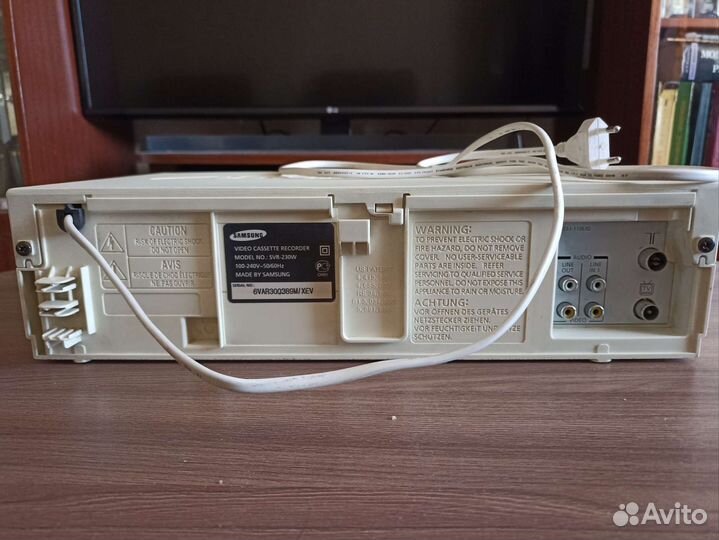 Видеомагнитофон Samsung SWR-230W