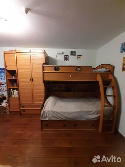 Кровать двухярусная 