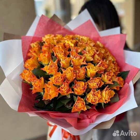 Букет 51 оранжевая роза 40 см