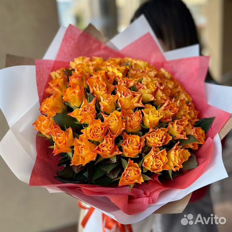 Букет 51 оранжевая роза 40 см