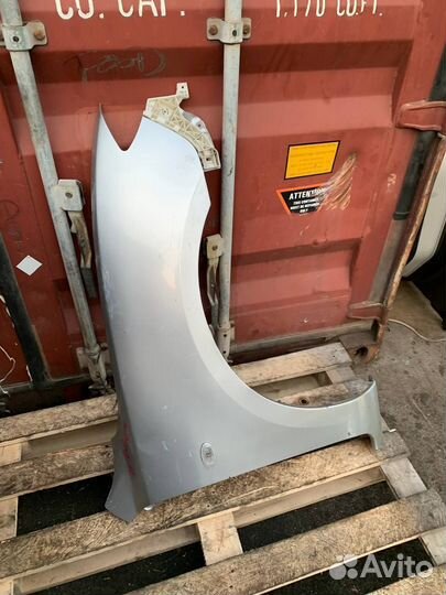 Крыло переднее правое Mazda 3 BK седан