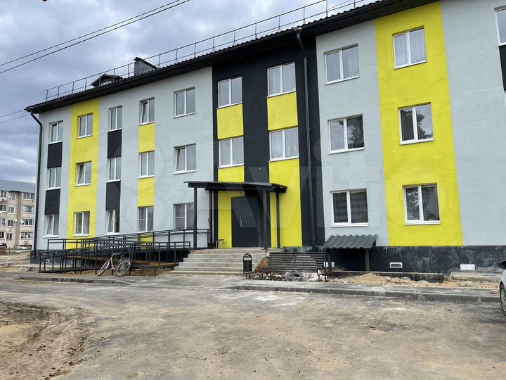 2-к. квартира, 50 м², 3/3 эт.