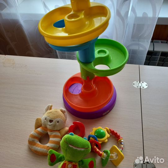 Развивающие игрушки пакетом