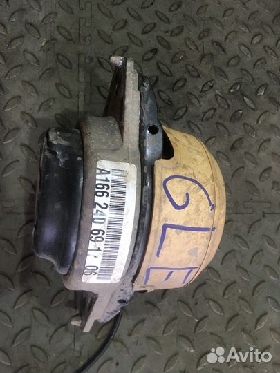 Опора двигателя (Mercedes-Benz GLE Coupe AMG)