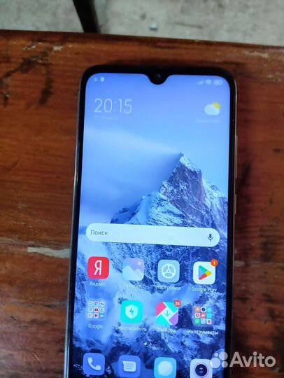 Xiaomi Redmi 8, 4/64 ГБ