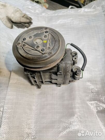 Компрессор кондиционера ммс Кантер 4д33