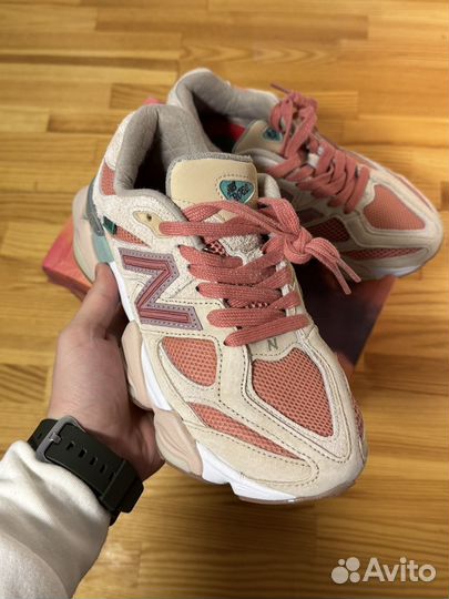 Кроссовки женские New Balance 9060