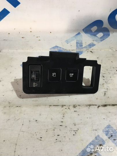 Блок кнопок citroen C4 1.6 ат хетчбек