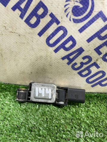 Датчик airbag Volkswagen Touareg кроссовер 3.2 V6