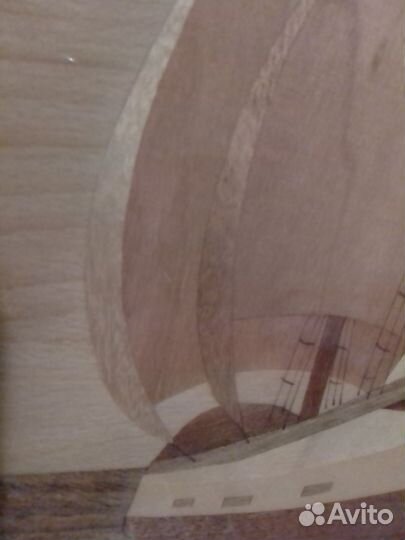 Картина издерева