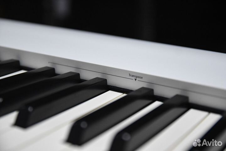 Цифровое Пианино Roland + Аксессуары