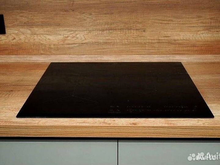 Кухонный гарнитур в стиле минимализм