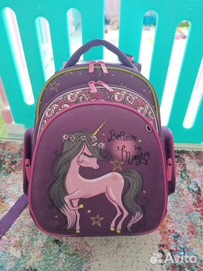 Рюкзак школьный для девочки 1 класс