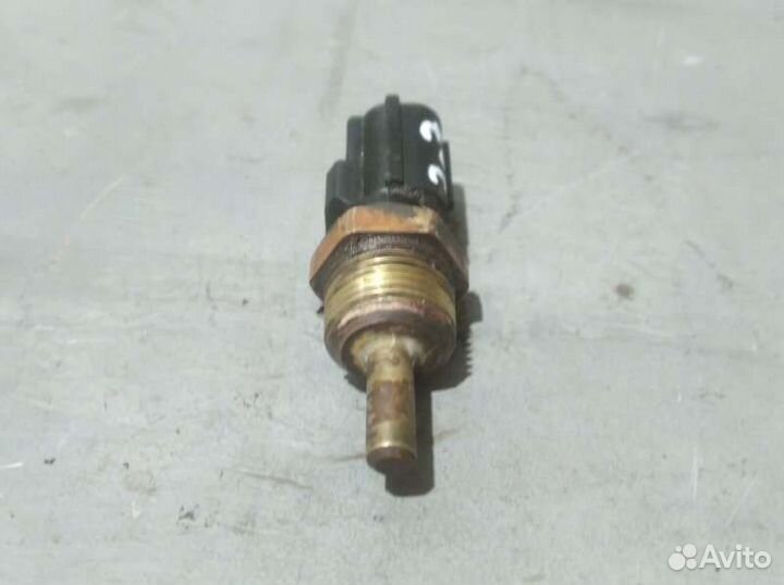 Датчик температуры охлаждающей жидкости Mitsubishi