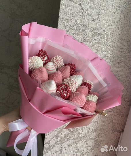 Клубника в шоколаде букеты