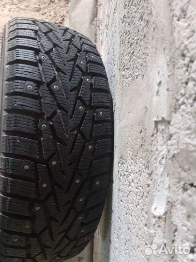 Nokian Tyres Nordman 7 SUV 215/65 R16 и 215/8 R16 102T