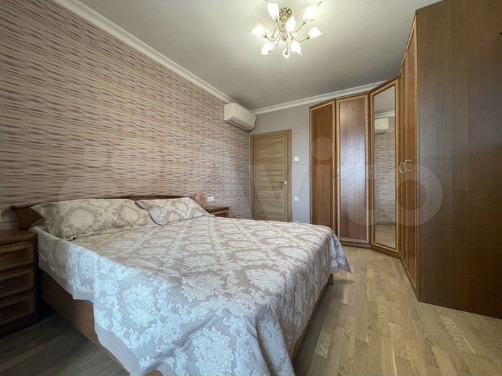 4-к. квартира, 91 м², 7/11 эт.