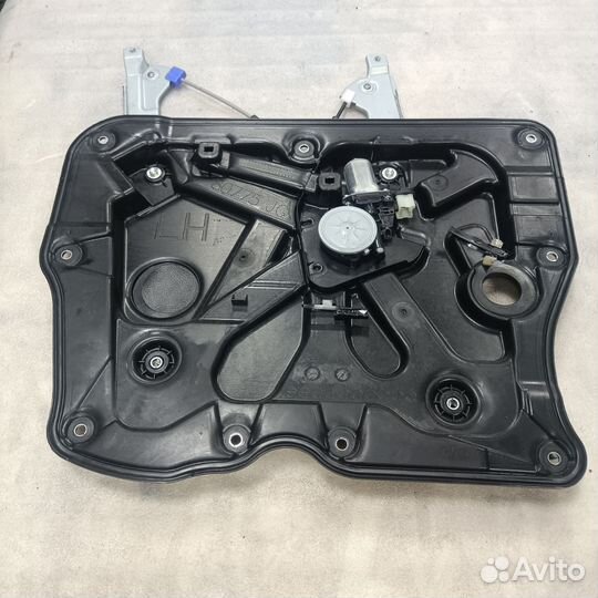 Передний стеклоподъемник Nissan X-trail t31