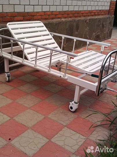 Кровать для лежачих больных