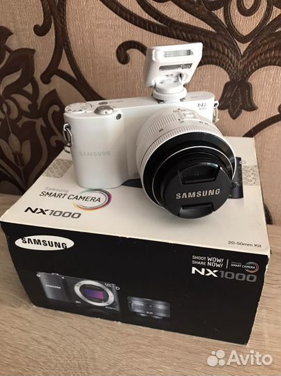 Фотоаппарат Samsung NX1000 Kit