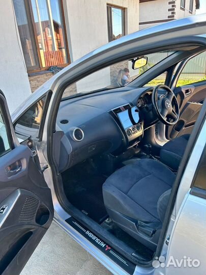 Mitsubishi Colt 1.5 CVT, 2004, битый, 300 000 км