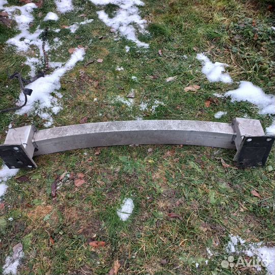 Брус бампера бмв х6 ф16