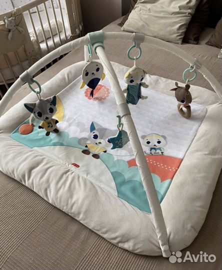 Развивающий коврик tiny love