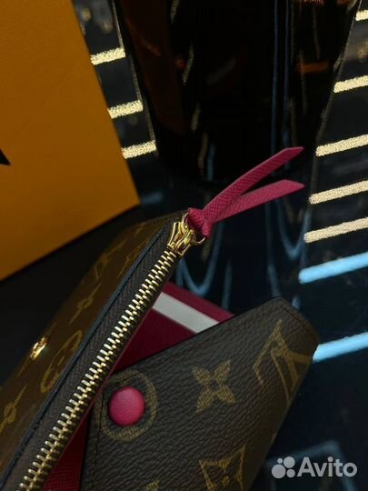 Кошелек Louis Vuitton