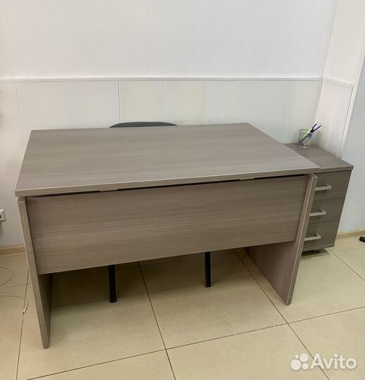 Офисная мебель бу