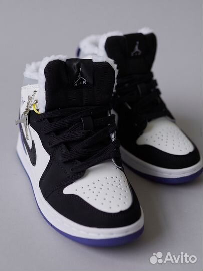 Кроссовки зимние nike детские