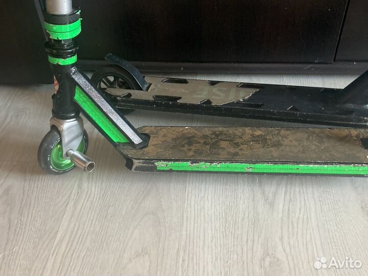 Трюковой самокат