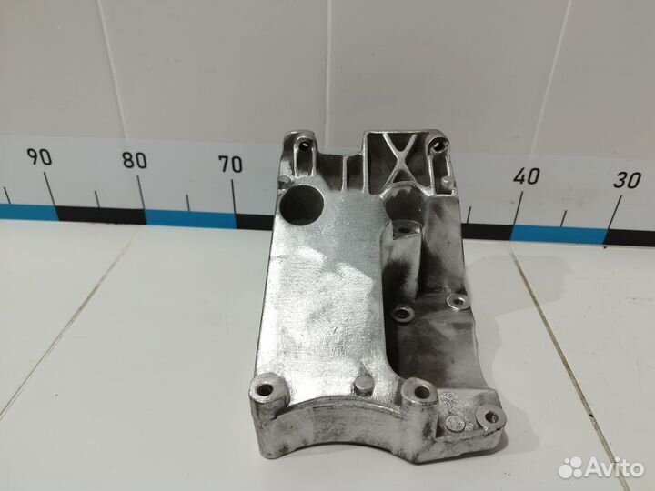 Кронштейн кондиционера Focus III 2011-2019