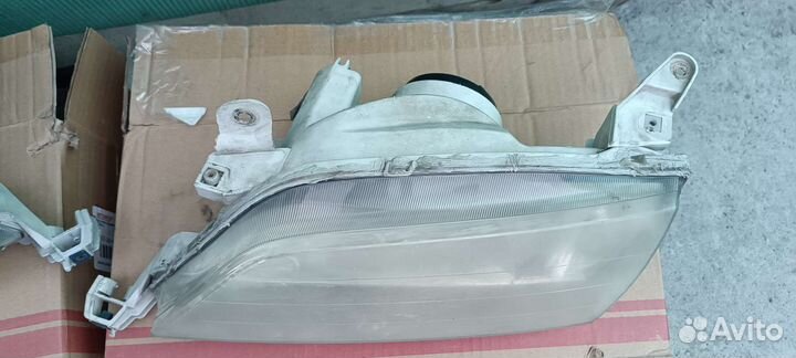 Фары toyota carina 212