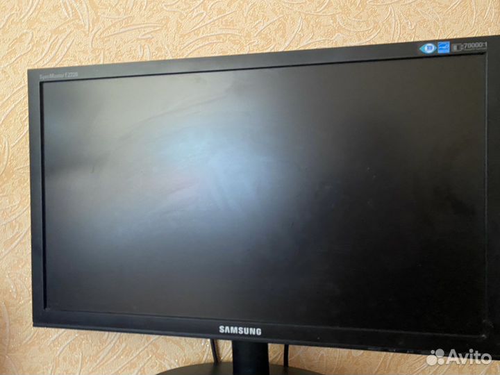 Монитор Samsung