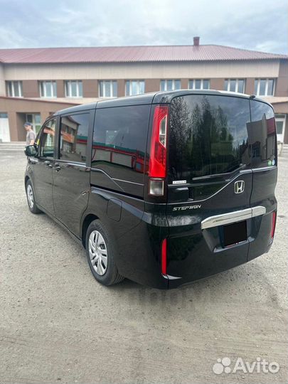 Honda Stepwgn 1.5 CVT, 2015, 98 000 км