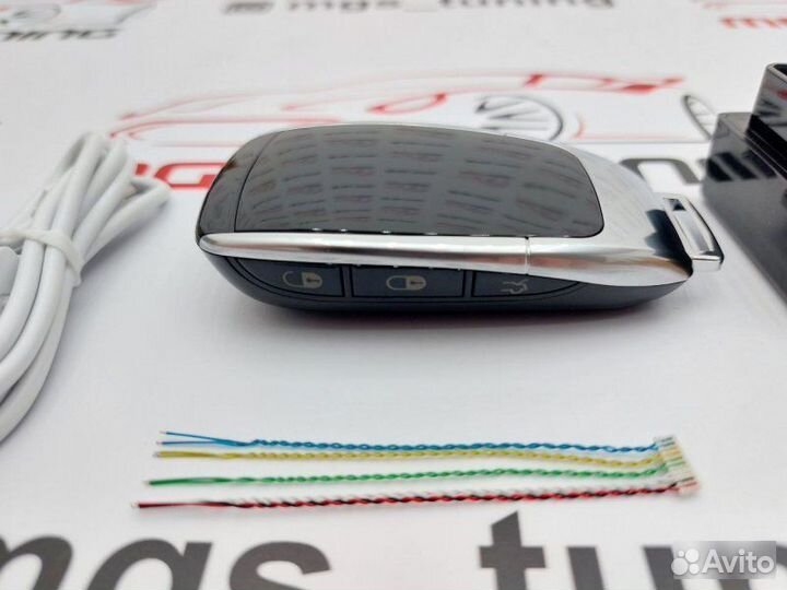 Смарт ключ Тойота стиль Мерседес серебристый