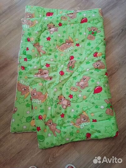 Бортики в кроватку, одеяло, постельное белье