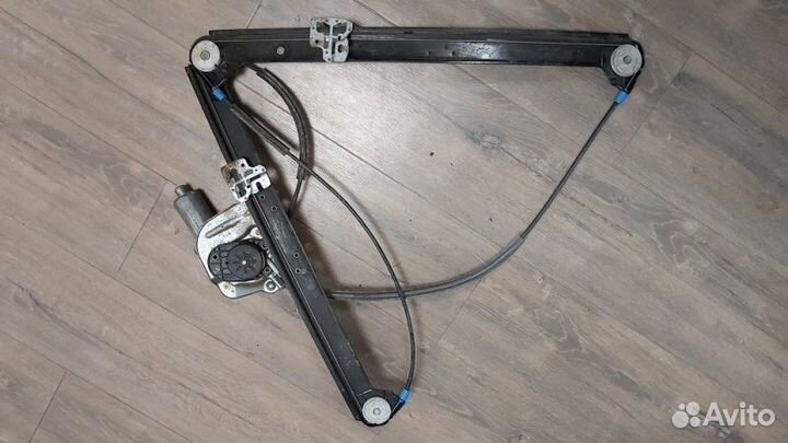 Стеклоподъемник передний правый Bmw X5 E53 M62