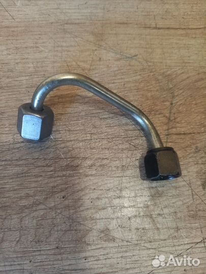 Трубка топливная Ford Kuga 1 ufda 2.0 TD