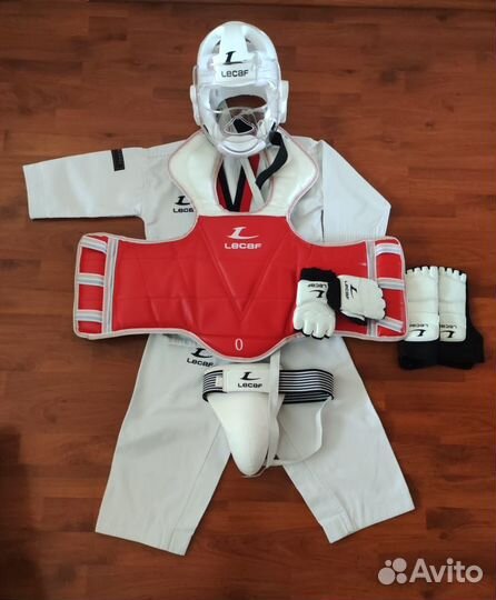 Экипировка для занятий тхэквондо