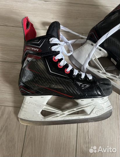 Коньки хоккейные