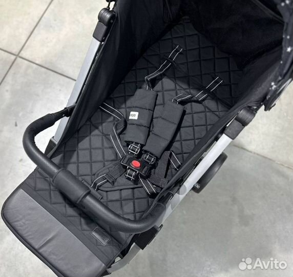 Легкая прогулочная коляска Luxmom T9 новая