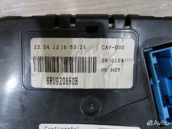 Панель приборов Volkswagen Polo