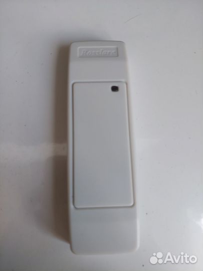 Считыватель Rosslare AY-CR12W